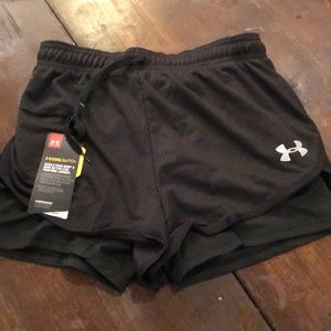 Under Armour coolswitch shorts with lining